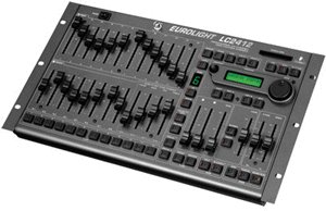 Behringer DMX lichtstuurtafel 24 kanalen programmeerbaar Eurolight LC2412